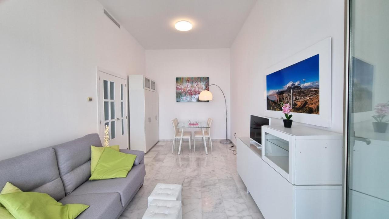 Slyline 40 Lujoso Apartamento De 1 Dormitorio - Muy Soleado Benidorm Eksteriør billede